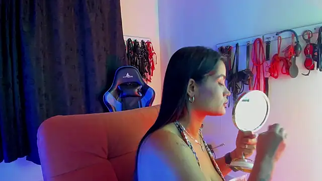 Snapshot of scarlet-kennedy98 chatting on 10/01/25, 09:21 scarlet-kennedy98 online show from 10/01/25, 09:21