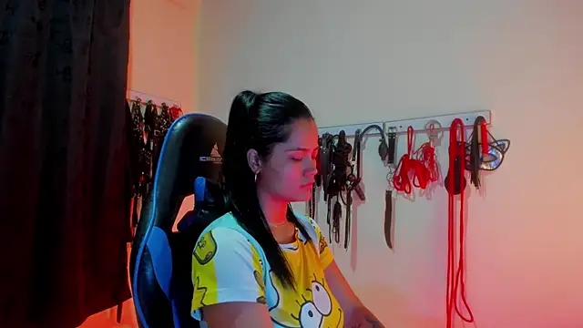 Snapshot of scarlet-kennedy98 chatting on 10/25/25, 03:47 scarlet-kennedy98 online show from 10/25/25, 03:47