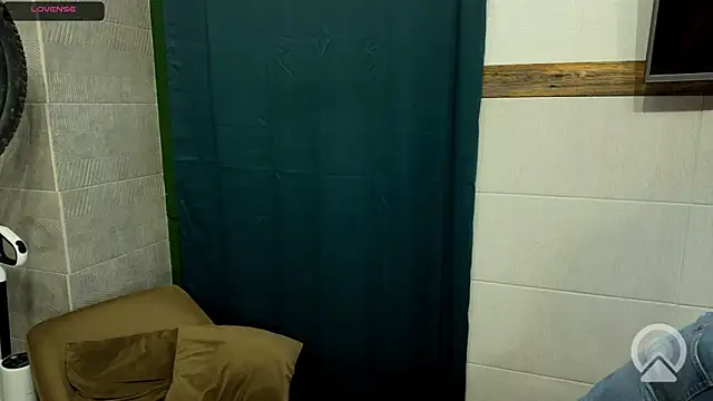 ericeric507 online show from 10/11/25, 05:55