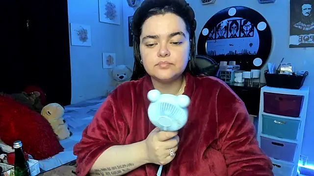 Luise Meyrink online show from 10/21/25, 03:07