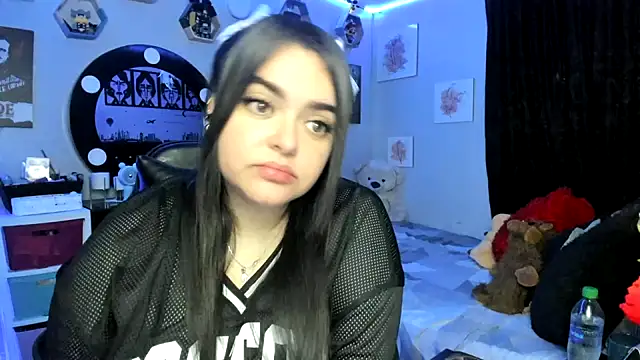 Luise Meyrink online show from 10/25/25, 02:52