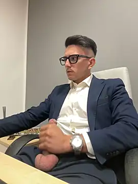 masterboss  online show from 10/08/25, 11:41