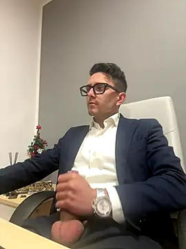 masterboss  online show from 12/19/25, 12:45