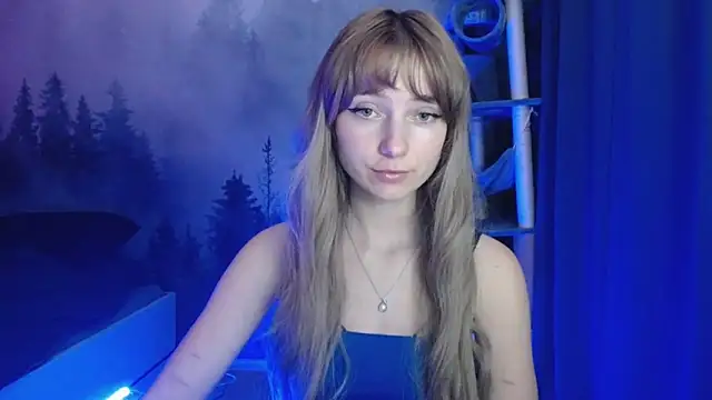 LuciaYoung online show from 12/15/24, 07:21