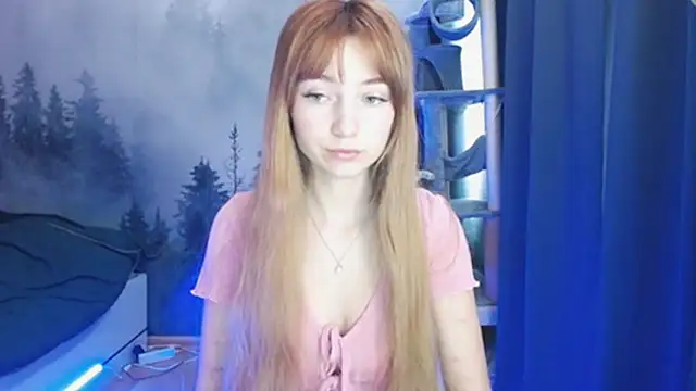 LuciaYoung online show from 01/04/25, 01:10