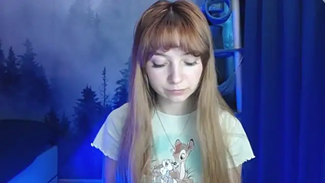LuciaYoung online show from 01/05/25, 06:35