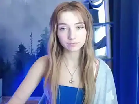 LuciaYoung online show from 01/07/25, 10:22