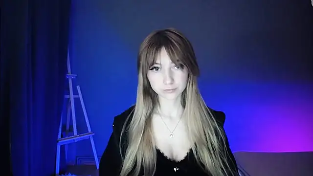 LuciaYoung online show from 03/08/25, 07:20