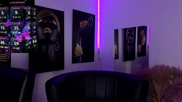 Snapshot of _brenna_hanson chatting on 11/10/25, 07:13 brenna hanson online show from 11/10/25, 07:13