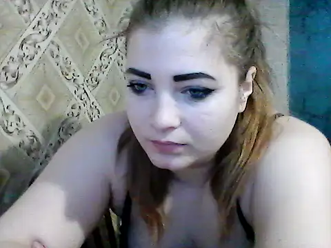 Elizabeth Meow online show from 02/17/25, 05:04