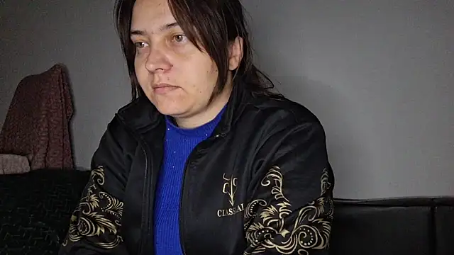 Cyndee Winter online show from 10/17/25, 05:04