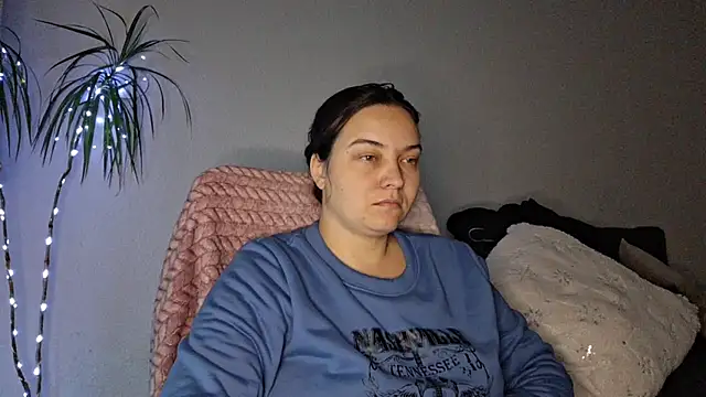 Cyndee Winter online show from 12/15/25, 08:13