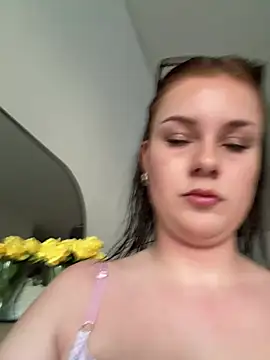 MaribelRiver online show from 06/25/26, 06:45