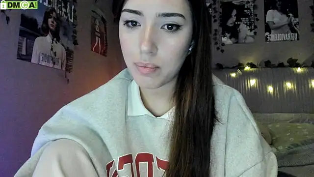 Snapshot of Anisawithlove chatting on 09/13/25, 05:29 Anisawithlove online show from 09/13/25, 05:29