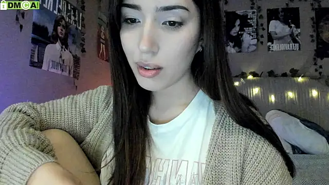 Snapshot of Anisawithlove chatting on 10/18/25, 05:43 Anisawithlove online show from 10/18/25, 05:43