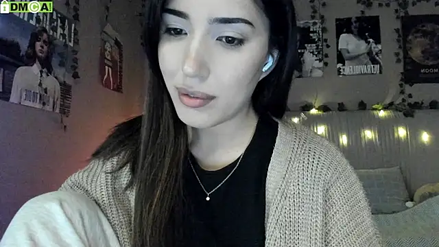 Snapshot of Anisawithlove chatting on 10/28/25, 06:28 Anisawithlove online show from 10/28/25, 06:28