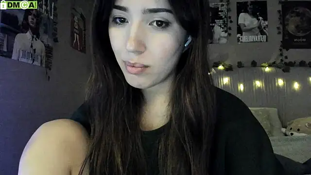 Snapshot of Anisawithlove chatting on 11/21/25, 03:54 Anisawithlove online show from 11/21/25, 03:54