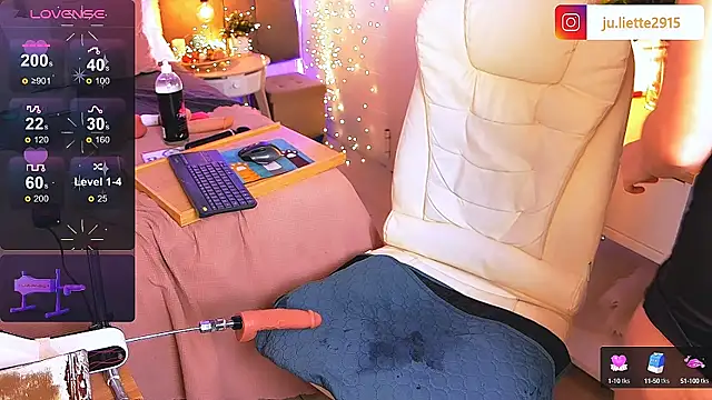 JulietteVolpeWyorika online show from 03/08/25, 12:00