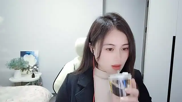 Wofeifei-baby online show from 02/22/25, 03:36