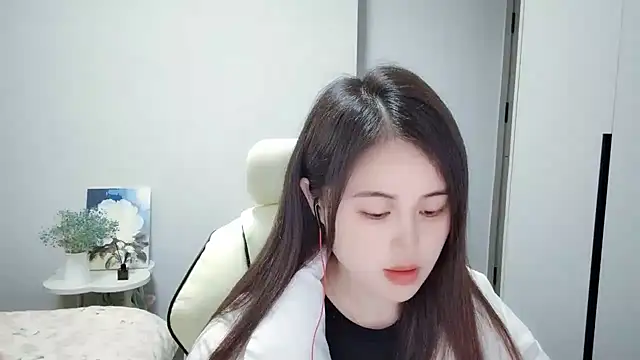 Wofeifei-baby online show from 02/26/25, 04:03
