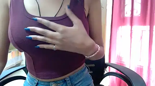 Snapshot of sexy_ishu chatting on 03/07/25, 08:23 sexy ishu online show from 03/07/25, 08:23