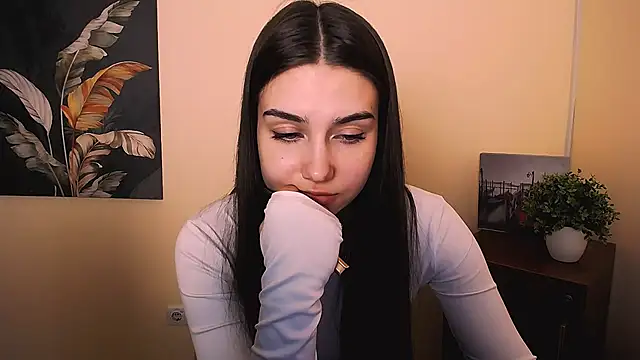 Snapshot of Lili_magic chatting on 09/17/25, 12:29 Lili magic online show from 09/17/25, 12:29