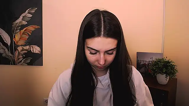 Snapshot of Lili_magic chatting on 09/25/25, 12:31 Lili magic online show from 09/25/25, 12:31