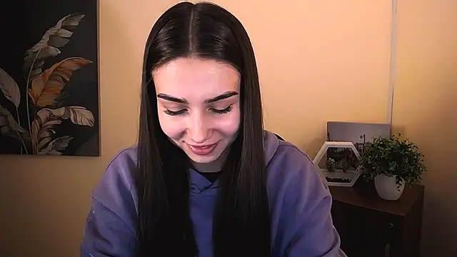 Snapshot of Lili_magic chatting on 10/05/25, 12:25 Lili magic online show from 10/05/25, 12:25