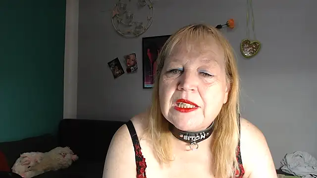Blasflittchen online show from 07/09/26, 02:43