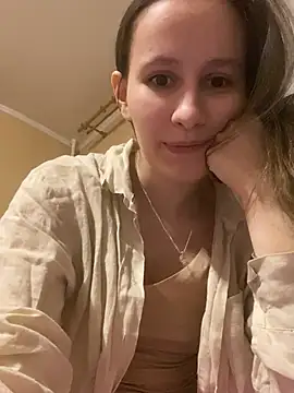 babywaifu online show from 12/18/24, 01:23