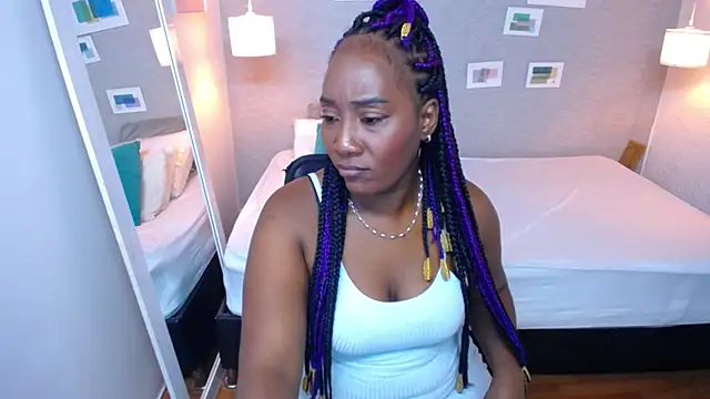 Snapshot of kiara_evanss chatting on 01/05/25, 06:56 kiara evanss online show from 01/05/25, 06:56