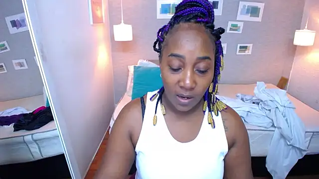 Snapshot of kiara_evanss chatting on 01/07/25, 02:41 kiara evanss online show from 01/07/25, 02:41