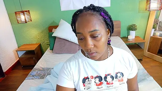 Snapshot of kiara_evanss chatting on 02/08/25, 01:11 kiara evanss online show from 02/08/25, 01:11
