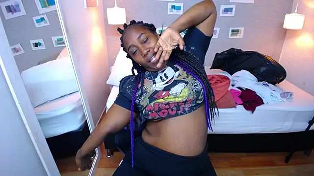 Snapshot of kiara_evanss chatting on 03/14/25, 02:30 kiara evanss online show from 03/14/25, 02:30