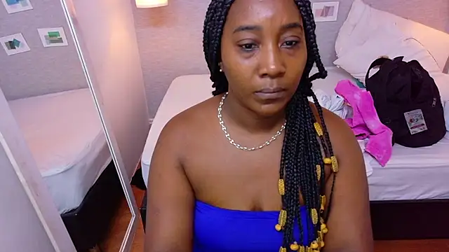 kiara evanss online show from 09/15/25, 02:39