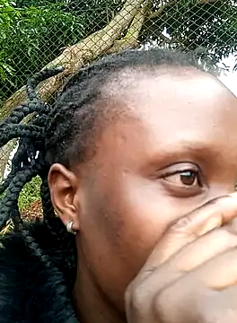 Snapshot of pretty_amaal chatting on 12/20/24, 12:05 pretty amaal online show from 12/20/24, 12:05