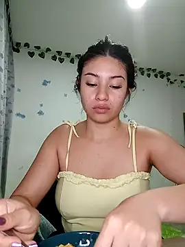 tara20  online show from 01/21/25, 02:22
