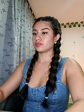 tara20  online show from 02/07/25, 03:55