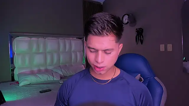 Niicky1  online show from 09/16/25, 08:32