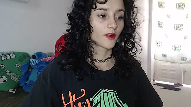 kitty22  online show from 12/04/24, 03:21