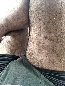 Snapshot of lund_lol chatting on 09/22/25, 01:57 lund lol online show from 09/22/25, 01:57