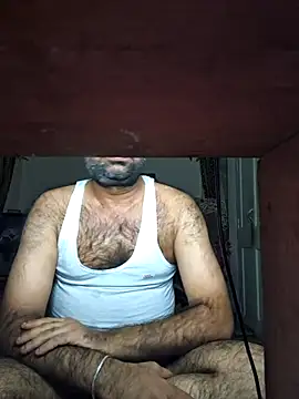 Snapshot of lund_lol chatting on 10/18/25, 06:52 lund lol online show from 10/18/25, 06:52