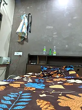 Snapshot of lund_lol chatting on 10/20/25, 07:47 lund lol online show from 10/20/25, 07:47