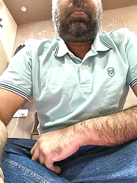 lund lol online show from 12/02/25, 07:57