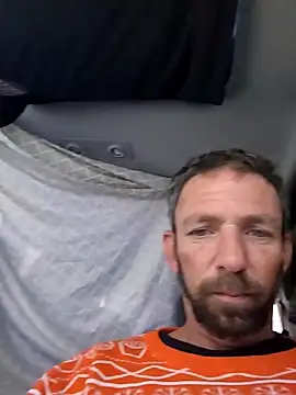 Treemandude online show from 12/16/25, 05:40