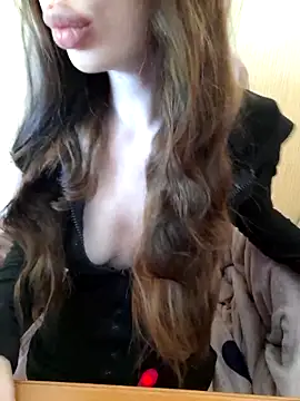 Elza kom online show from 06/08/26, 03:07