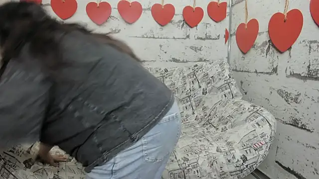 Nadine asian online show from 11/29/25, 01:52