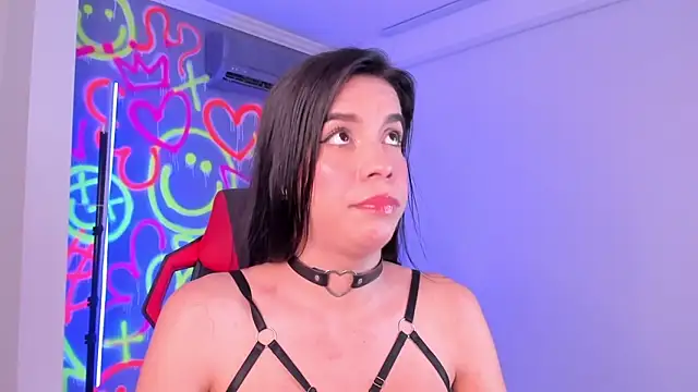 Snapshot of johedija chatting on 01/17/25, 11:40 johedija online show from 01/17/25, 11:40