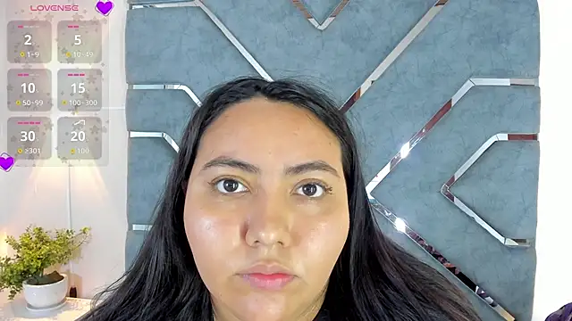 LucciaPorter online show from 07/26/26, 02:02