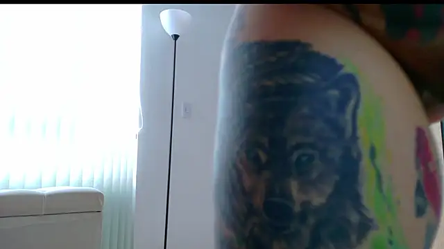 Snapshot of Sofhia_cruz chatting on 01/01/25, 03:24 Sofhia cruz online show from 01/01/25, 03:24